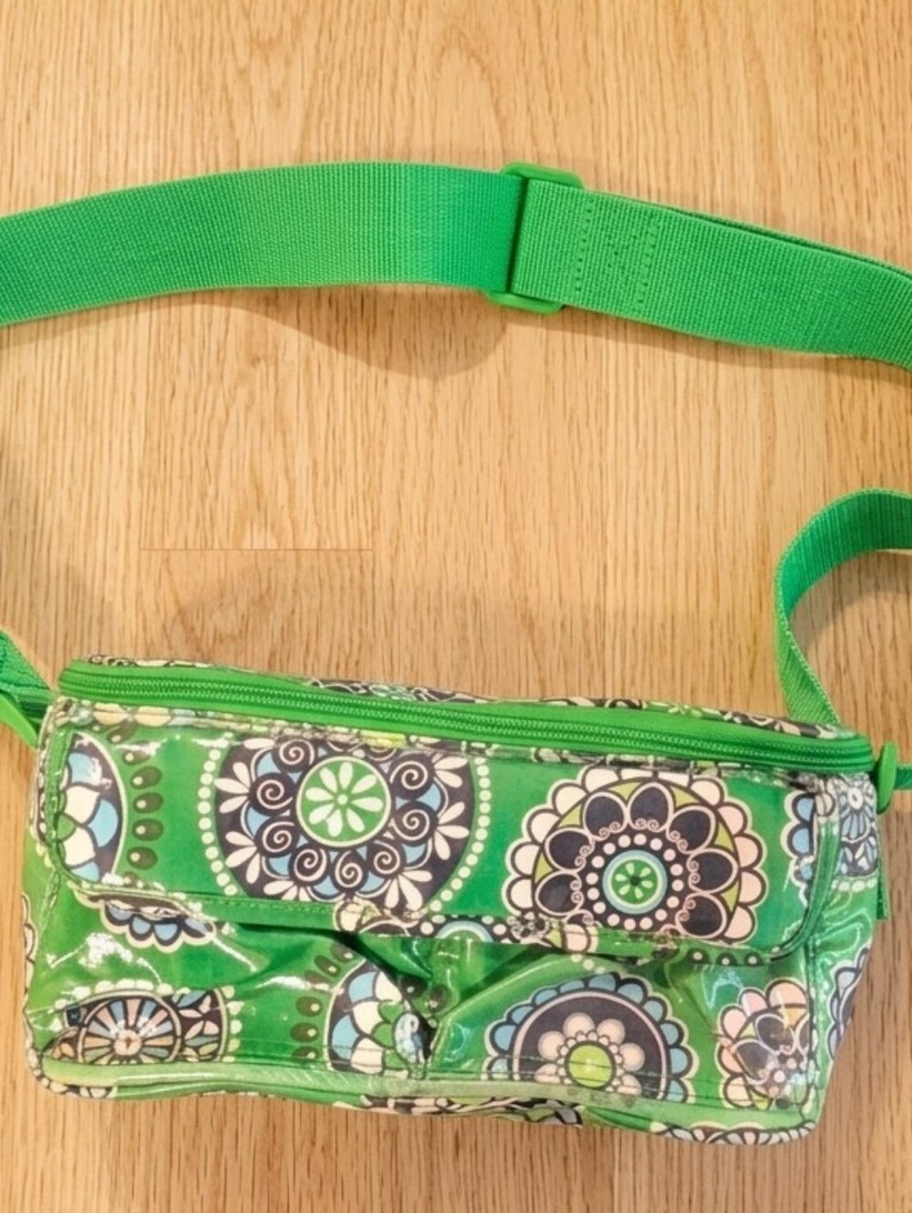 Vera Bradley Cupcake Green Mini Cooler (Retired Pattern)